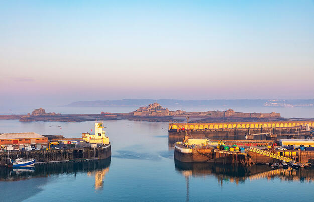 Kanalinseln- britischer Stil und französische Lebensart Kanalinseln- britischer Stil und französische Lebensart