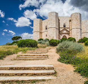 Apulien - Trulli, Staufer und mediterrane Auszeit Apulien - Trulli, Staufer und mediterrane Auszeit